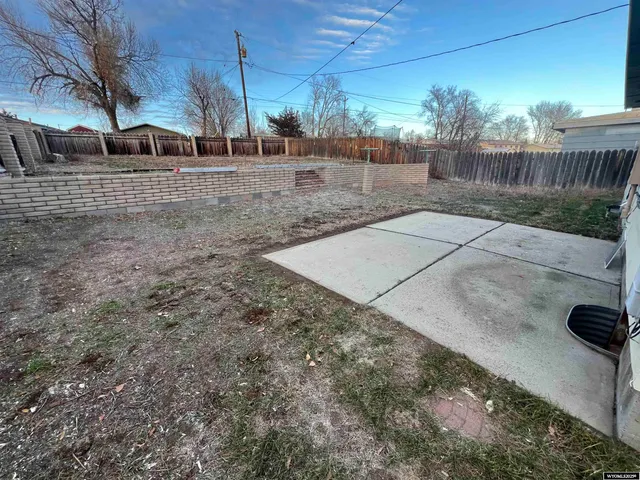 $238,500 | 212 Kinnikinnick Drive, Riverton, WY 82501