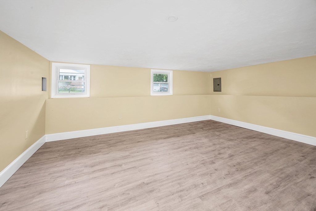36 Poplar Road Brockton, MA 02301 - Photo 23 of 30