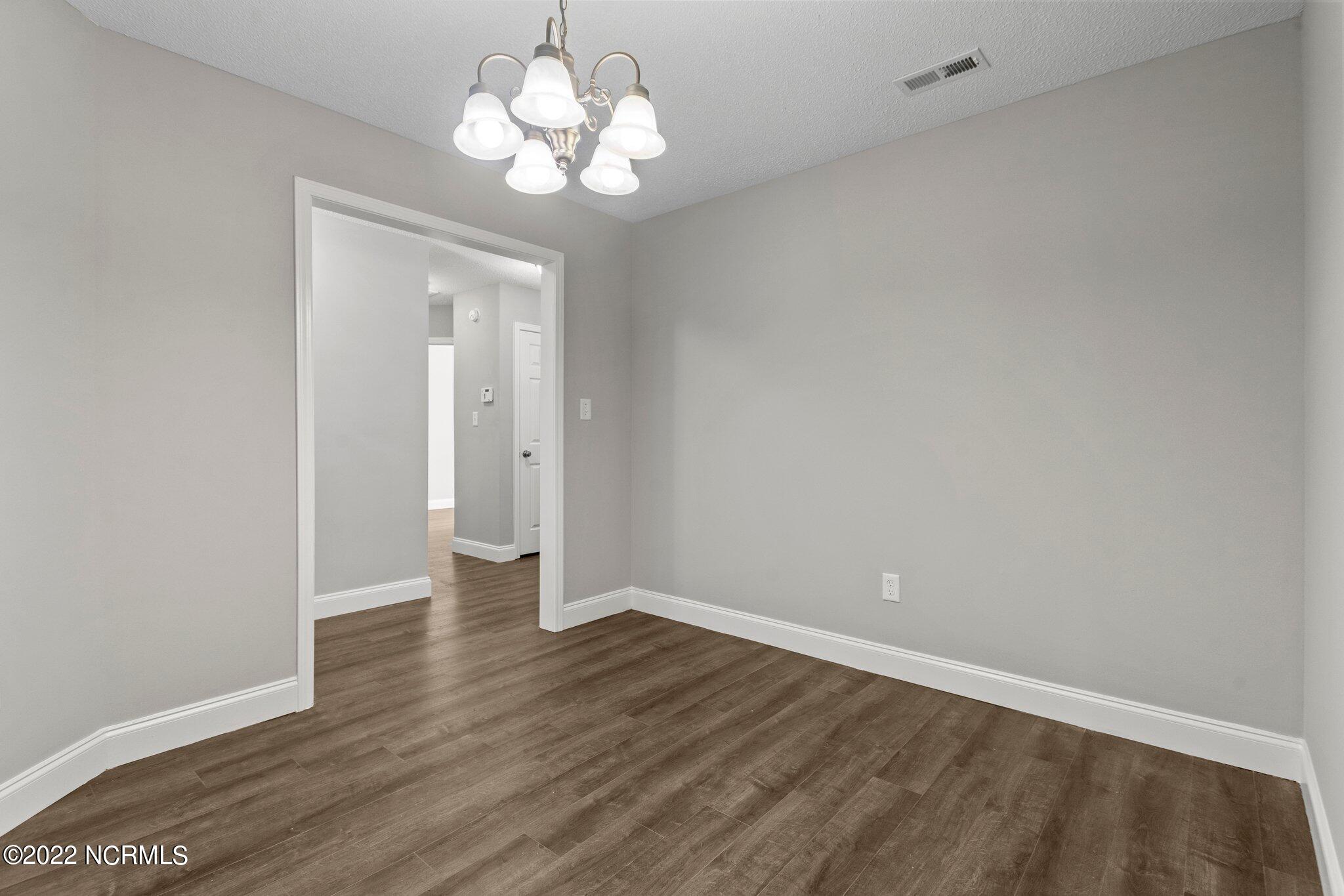 418 Rhodestown Road Jacksonville, NC 28540 - Photo 39 of 45 39-web-or-mls-DSC08203