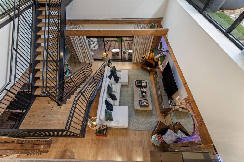 509 Elm Street, Unit 601 Dallas, TX 75202 - Photo 27 of 37 a view of a room with gym equipment