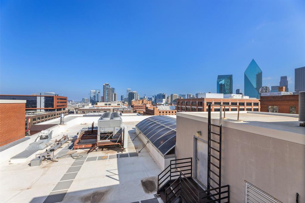 509 Elm Street, Unit 601 Dallas, TX 75202 - Photo 37 of 37 a picture of city view