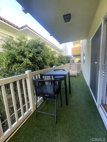 $3,750 | 1707 Pacific Coast Highway, Unit 125, Hermosa Beach, CA 90254