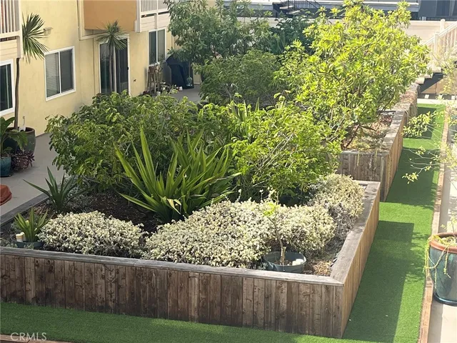 $3,750 | 1707 Pacific Coast Highway, Unit 125, Hermosa Beach, CA 90254