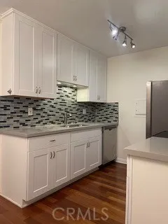 $3,750 | 1707 Pacific Coast Highway, Unit 125, Hermosa Beach, CA 90254