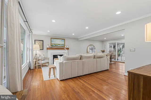 $575,000 | 231 East Timonium Road, Lutherville-Timonium, MD 21093