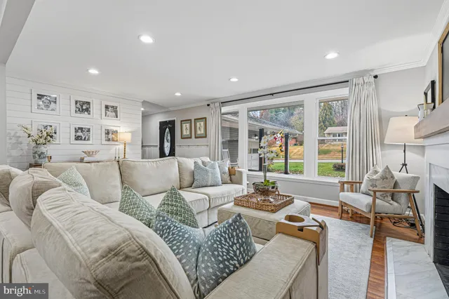 $575,000 | 231 East Timonium Road, Lutherville-Timonium, MD 21093