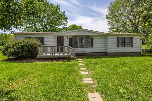 $194,000 | 122 Clebourne Lane, Reidsville, NC 27320