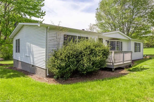 $194,000 | 122 Clebourne Lane, Reidsville, NC 27320