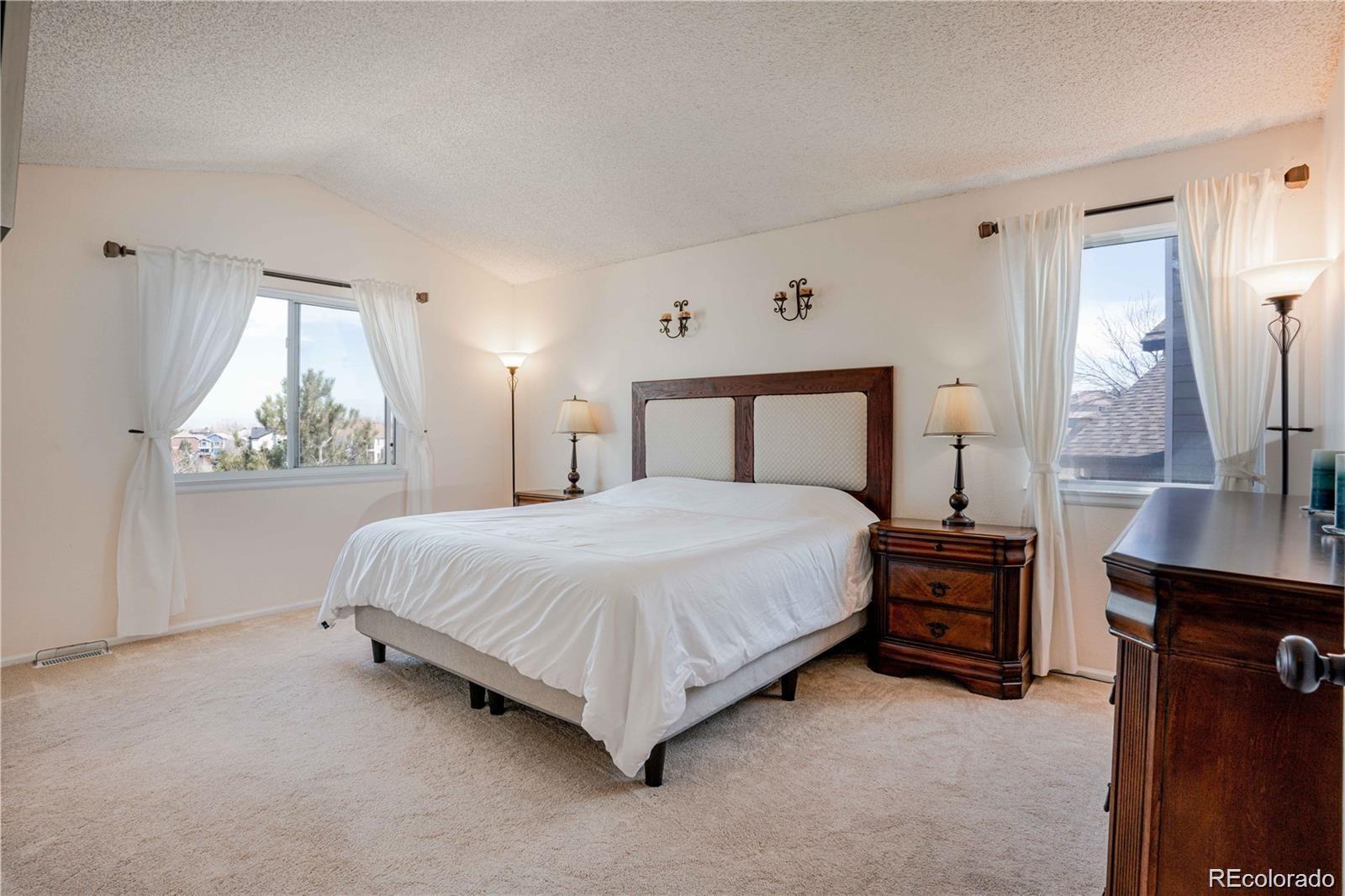 807 Poppywood Place Highlands Ranch, CO 80126 - Photo 13 of 33