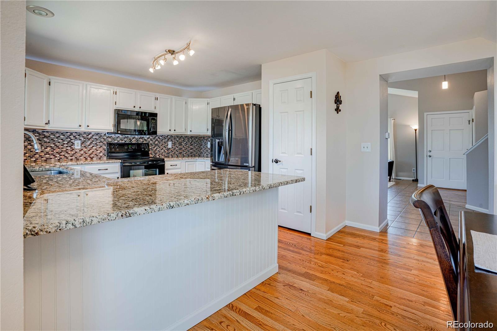 807 Poppywood Place Highlands Ranch, CO 80126 - Photo 7 of 33