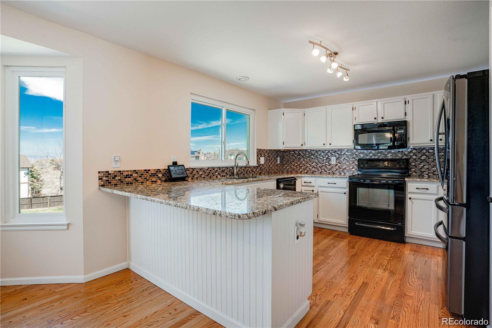 807 Poppywood Place Highlands Ranch, CO 80126 - Photo 8 of 33