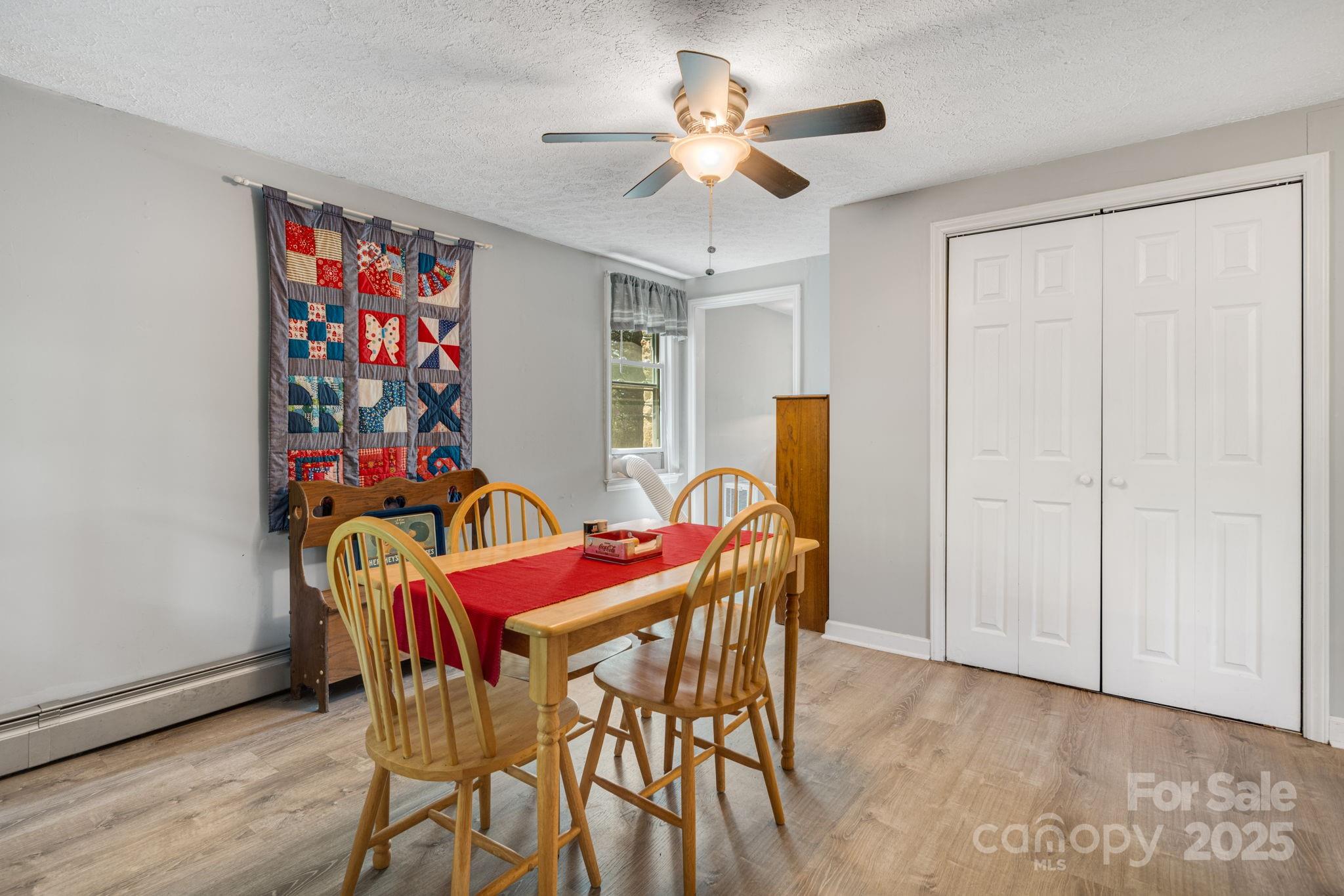 1058 Howard Gap Loop Road Flat Rock, NC 28731 - Photo 8 of 33 Gallery Image 8