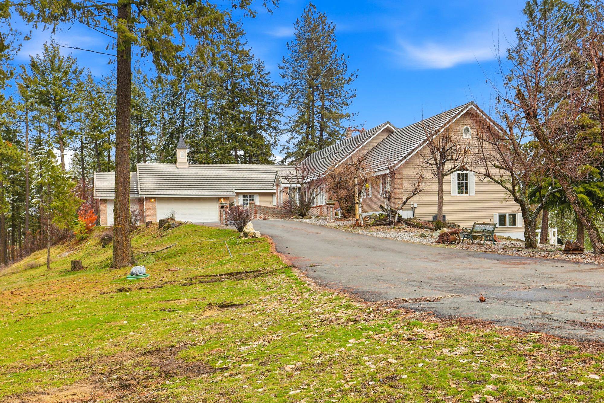 21727 North Vista Circle Colbert, WA 99005 - Photo 3 of 50