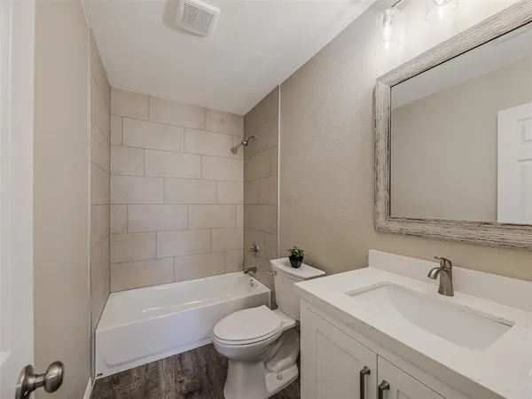 $350,000 | 316 Spurlock Drive, Krum, TX 76249