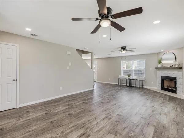 $350,000 | 316 Spurlock Drive, Krum, TX 76249