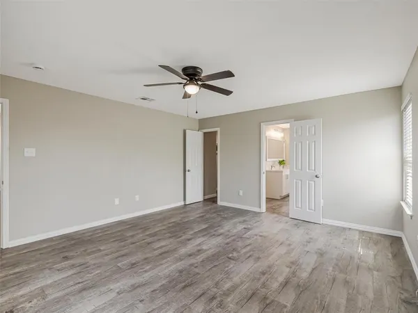 $350,000 | 316 Spurlock Drive, Krum, TX 76249