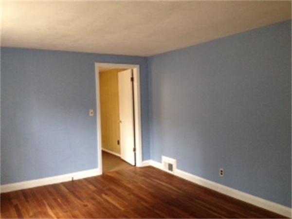 231 Tiffany Street Springfield, MA 01108 - Photo 8 of 12