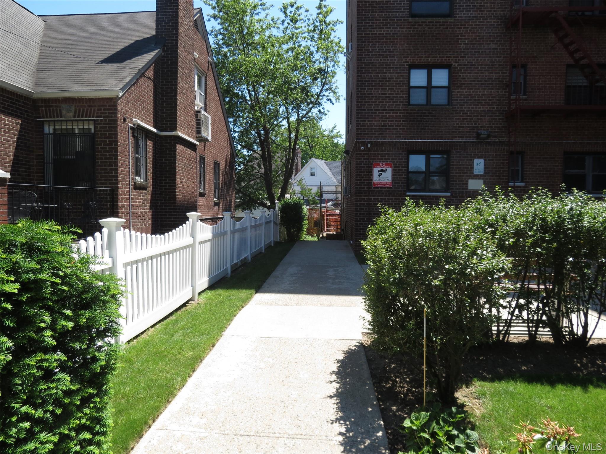 147-14 84th Road, Unit 2A Queens, NY 11435 - Photo 33 of 36
