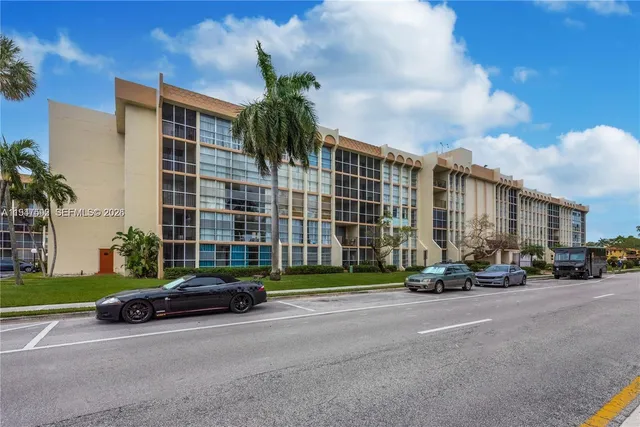 $2,150 | 801 Three Islands Boulevard, Unit 403, Hallandale Beach, FL 33009