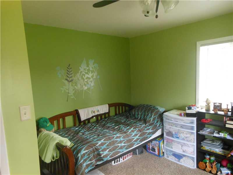 694 Glen Eden Road Rochester, PA 15074 - Photo 12 of 19 Bedroom.