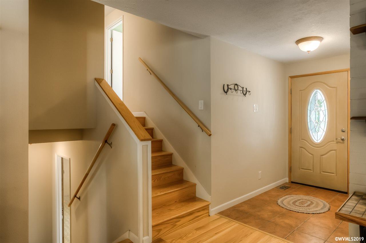 10730 Portland Road Northeast Salem, OR 97305 - Photo 19 of 42
