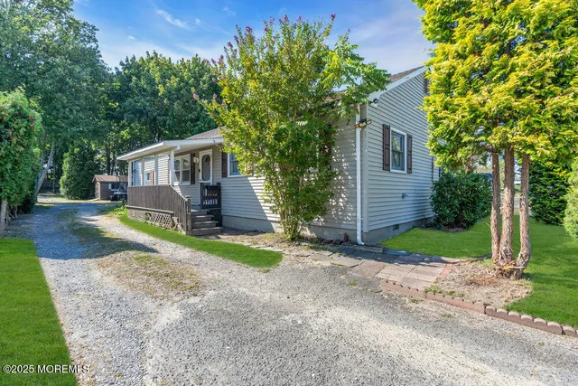 $725,000 | 2217 Old Mill Road, Spring Lake Heights, NJ 07762