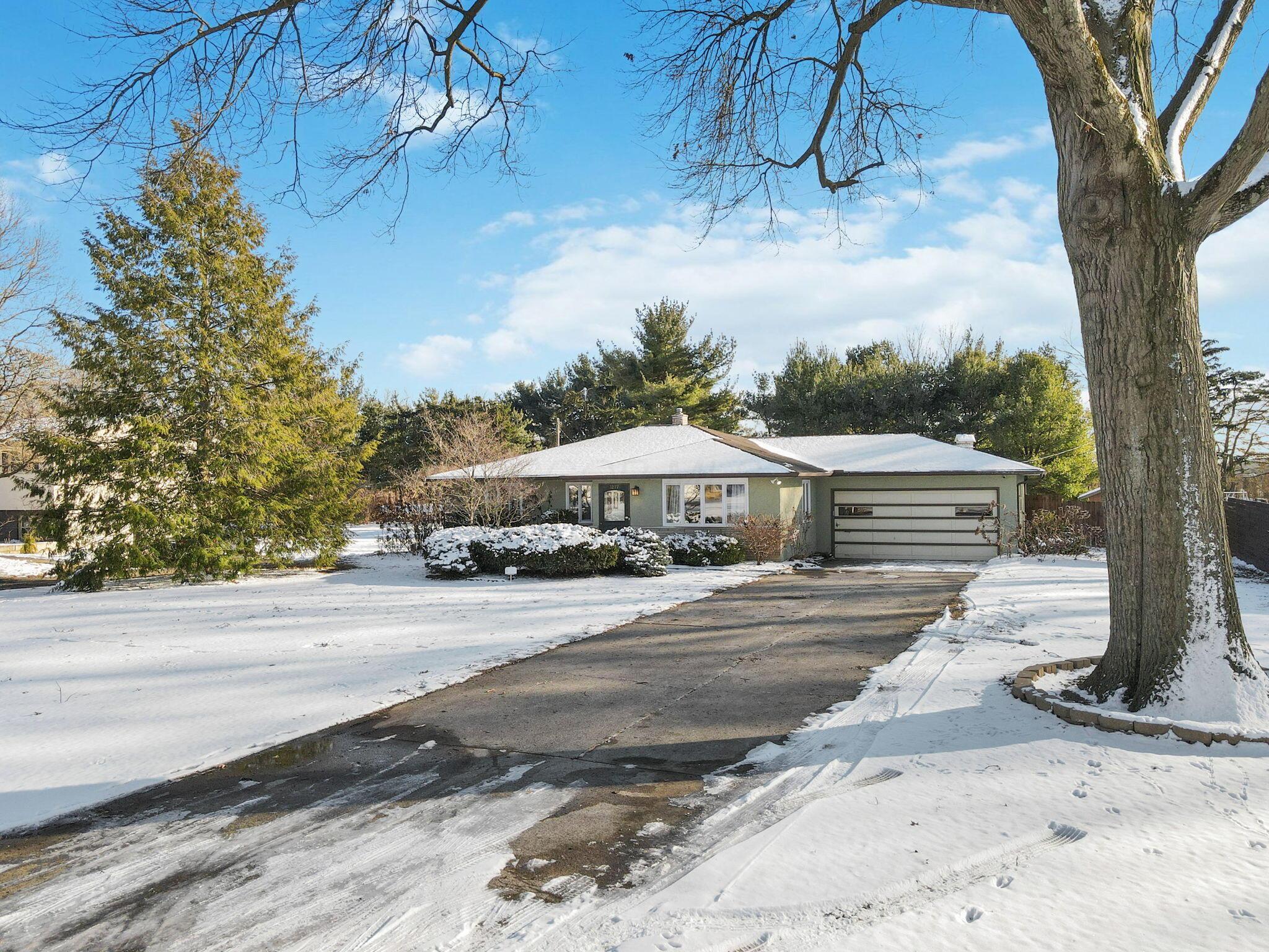 3277 Cross Keys Road Columbus, OH 43232 - Photo 47 of 61 65-web-or-mls-DJI_0974
