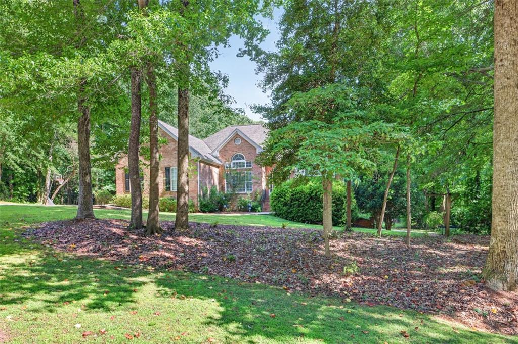 323 Oconee Lane Commerce, GA 30529 - Photo 2 of 86