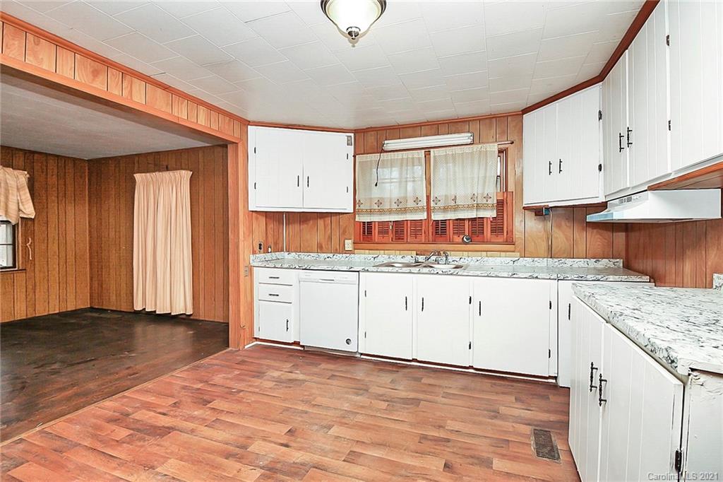 200 Staton Road Gastonia, NC 28056 - Photo 9 of 36 Gallery Image 9