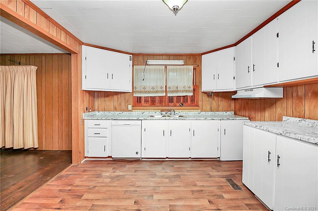 200 Staton Road Gastonia, NC 28056 - Photo 10 of 36 Gallery Image 10