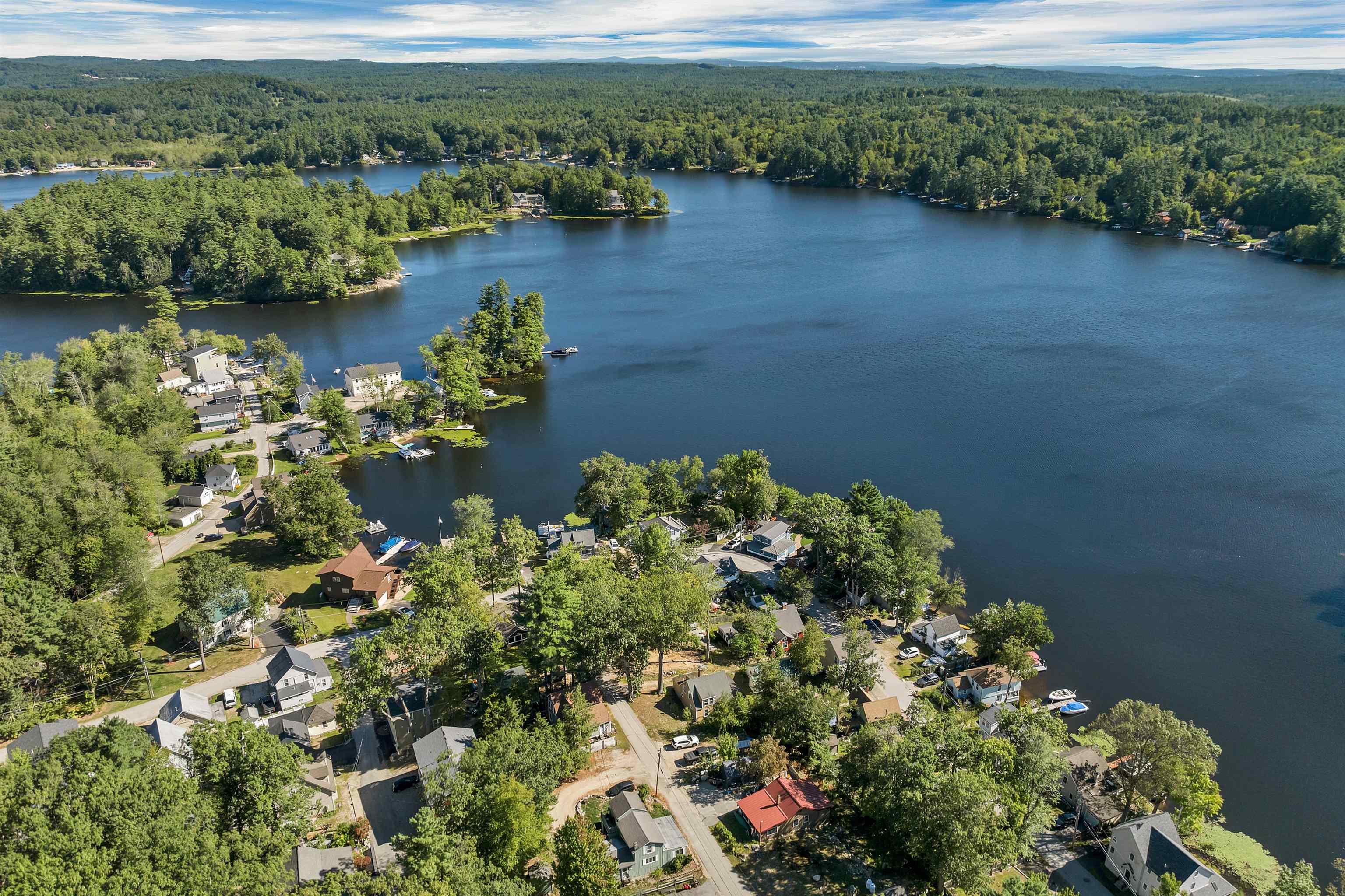 4 Milford Street Amherst, NH 03031 - Photo 12 of 23