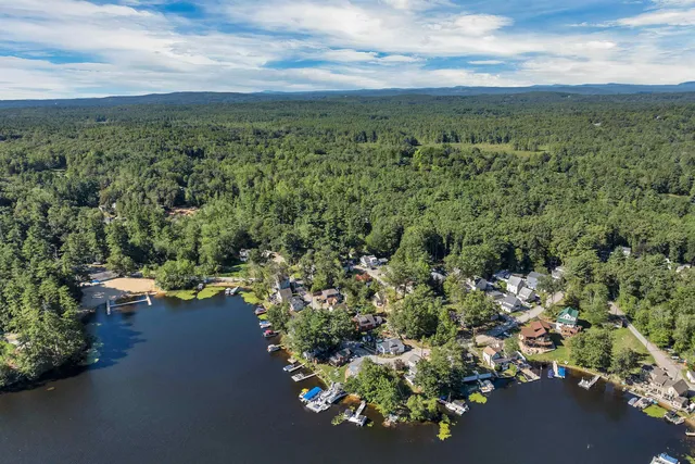 $204,900 | 4 Milford Street, Amherst, NH 03031