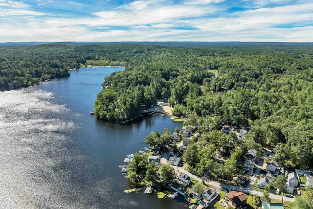 $204,900 | 4 Milford Street, Amherst, NH 03031