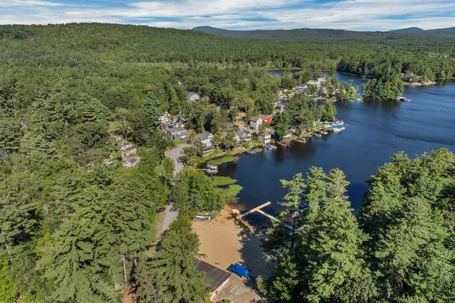 $204,900 | 4 Milford Street, Amherst, NH 03031