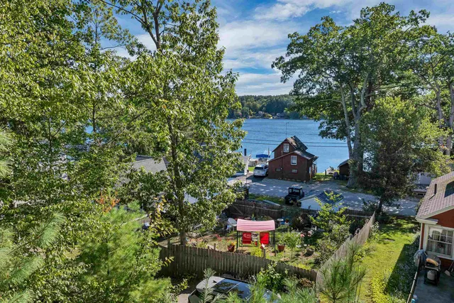 $204,900 | 4 Milford Street, Amherst, NH 03031