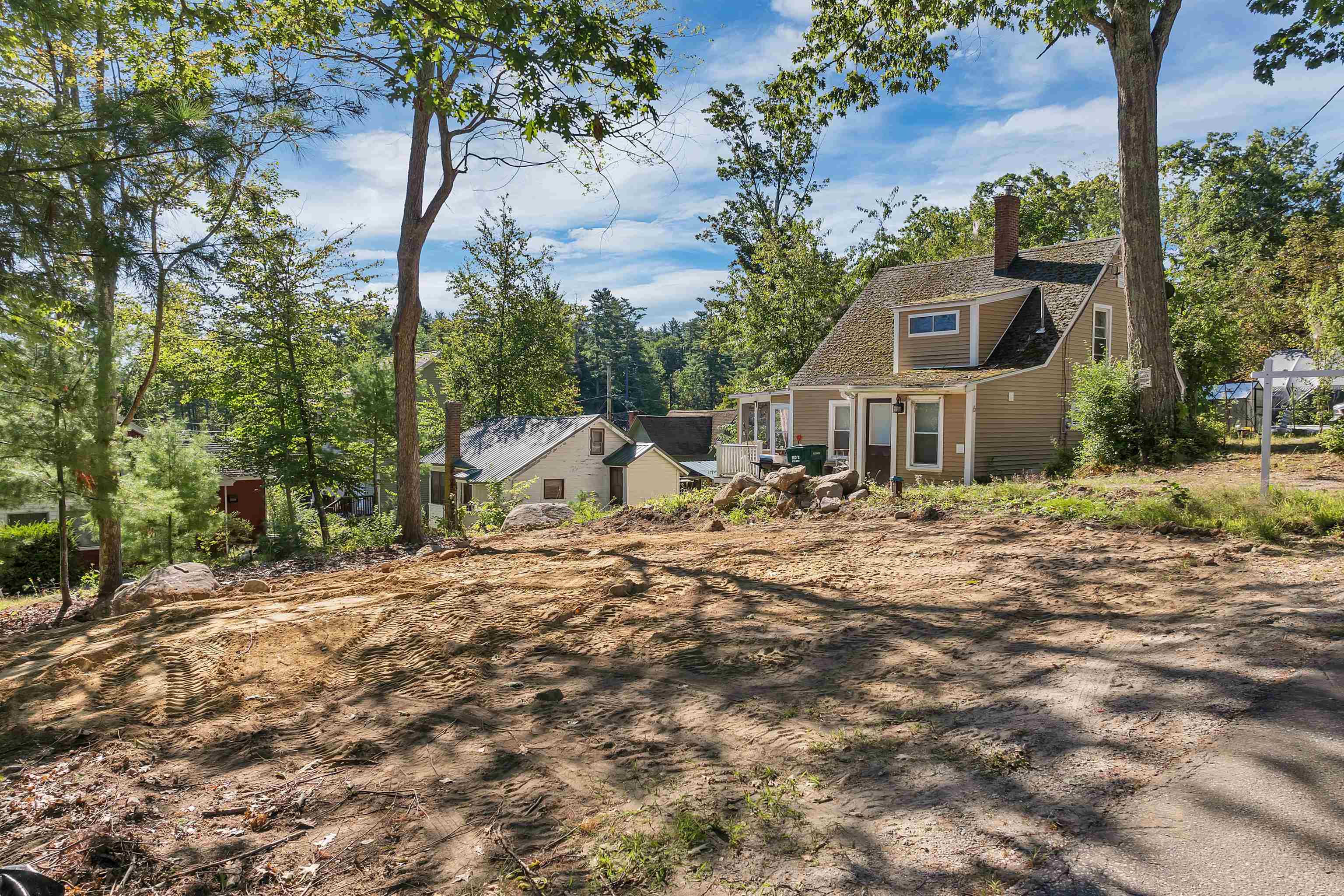 4 Milford Street Amherst, NH 03031 - Photo 4 of 23