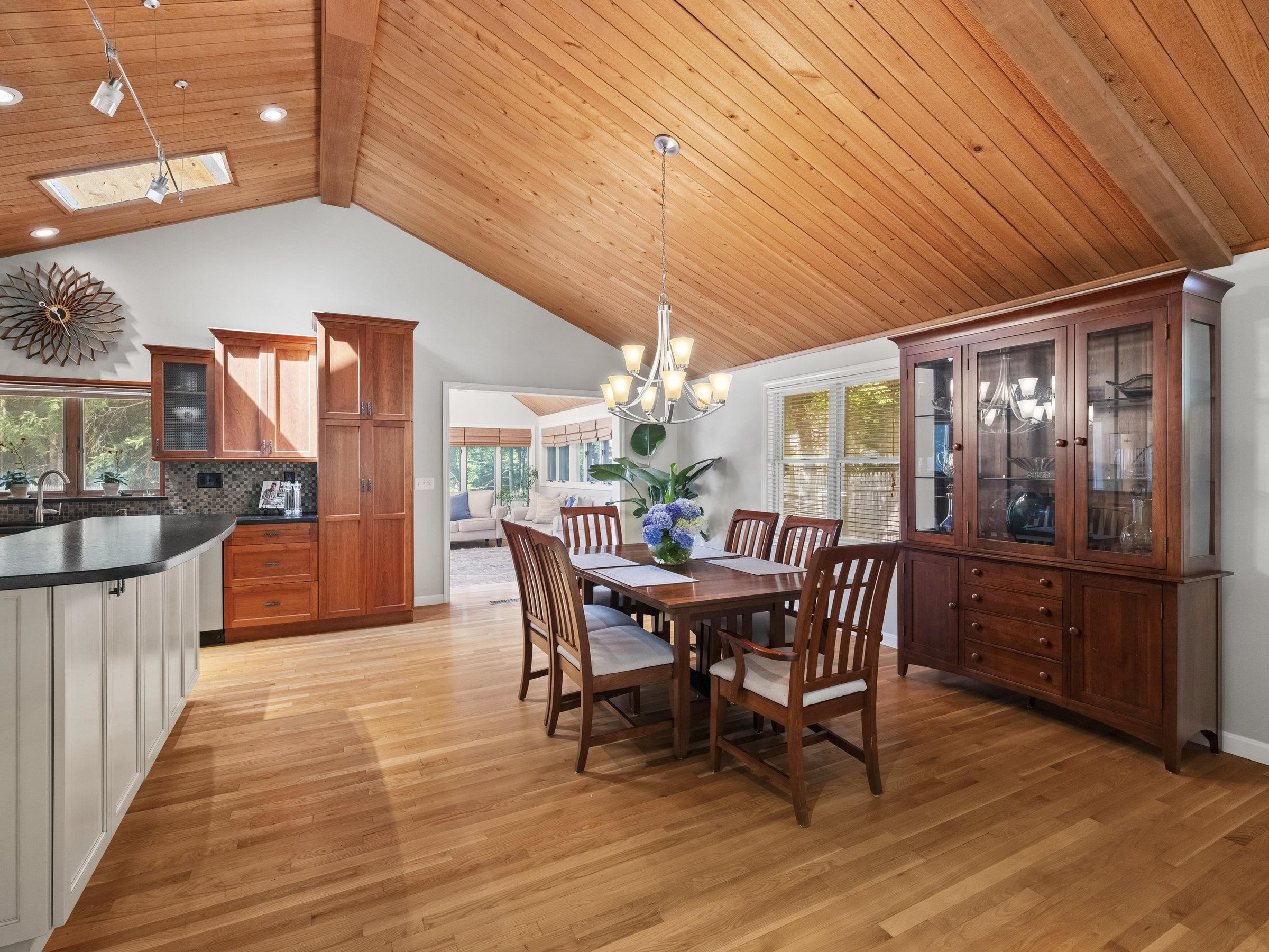 68 Birkdale Road Bedford, NH 03110 - Photo 17 of 33 Gallery Image 17