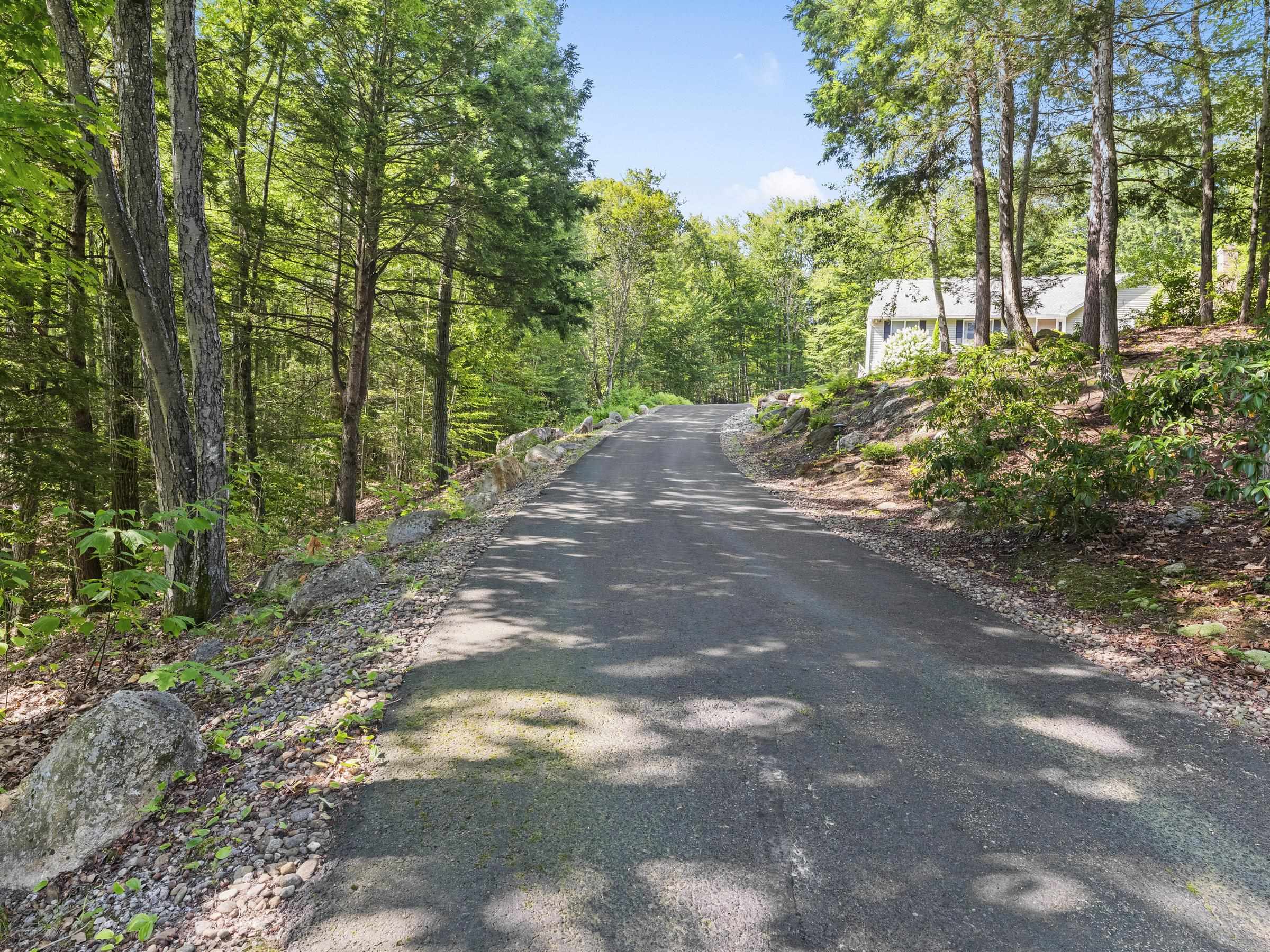 68 Birkdale Road Bedford, NH 03110 - Photo 2 of 33 Gallery Image 2
