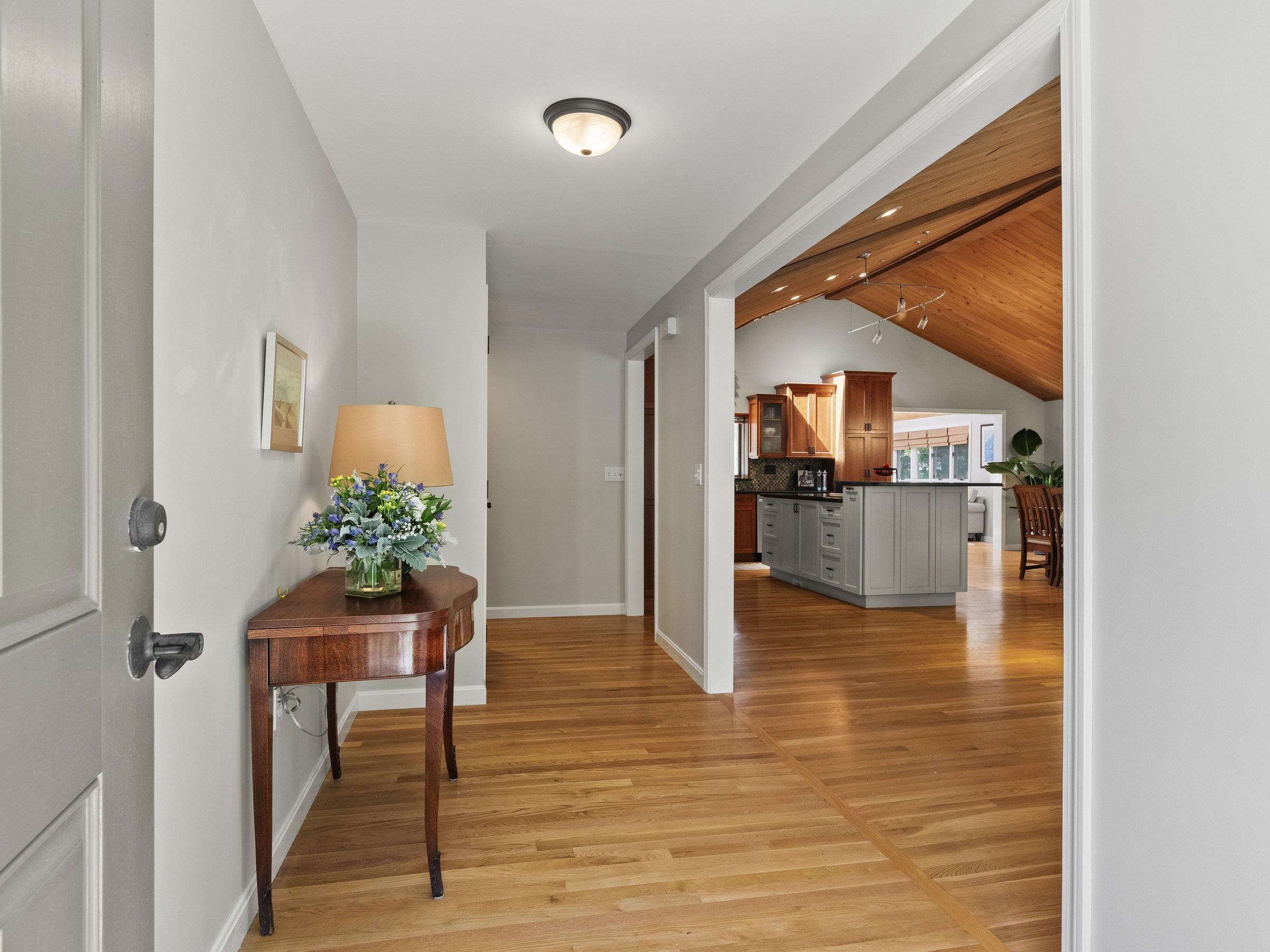 68 Birkdale Road Bedford, NH 03110 - Photo 24 of 33 Gallery Image 24