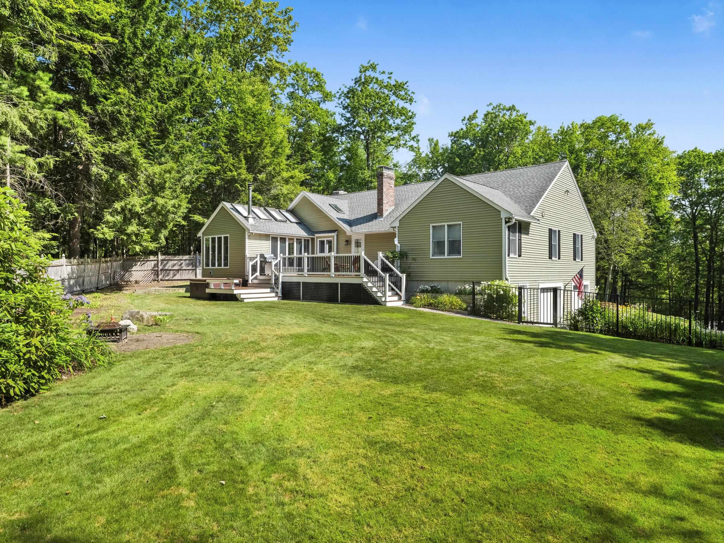 68 Birkdale Road Bedford, NH 03110 - Photo 3 of 33 Gallery Image 3