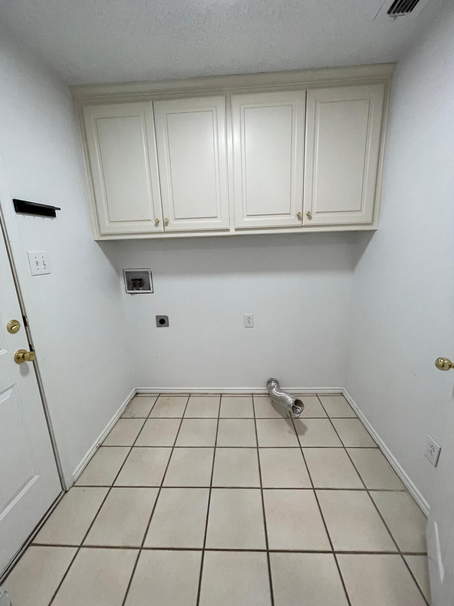 2344 78th Street Lubbock, TX 79423 - Photo 6 of 13 a view of an empty room