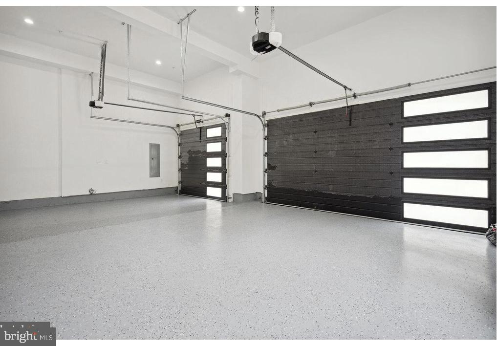 11313 Marcliff Road North Bethesda, MD 20852 - Photo 22 of 22 a view of a garage