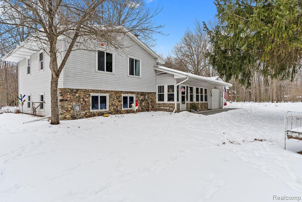 6318 Rynn Road North Street, MI 48049 - Photo 2 of 49 Gallery Image 2