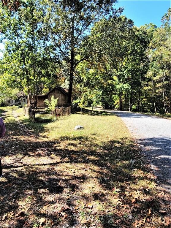 605 Tall Tree Road Clemmons, NC 27012 - Photo 20 of 21 Road view
