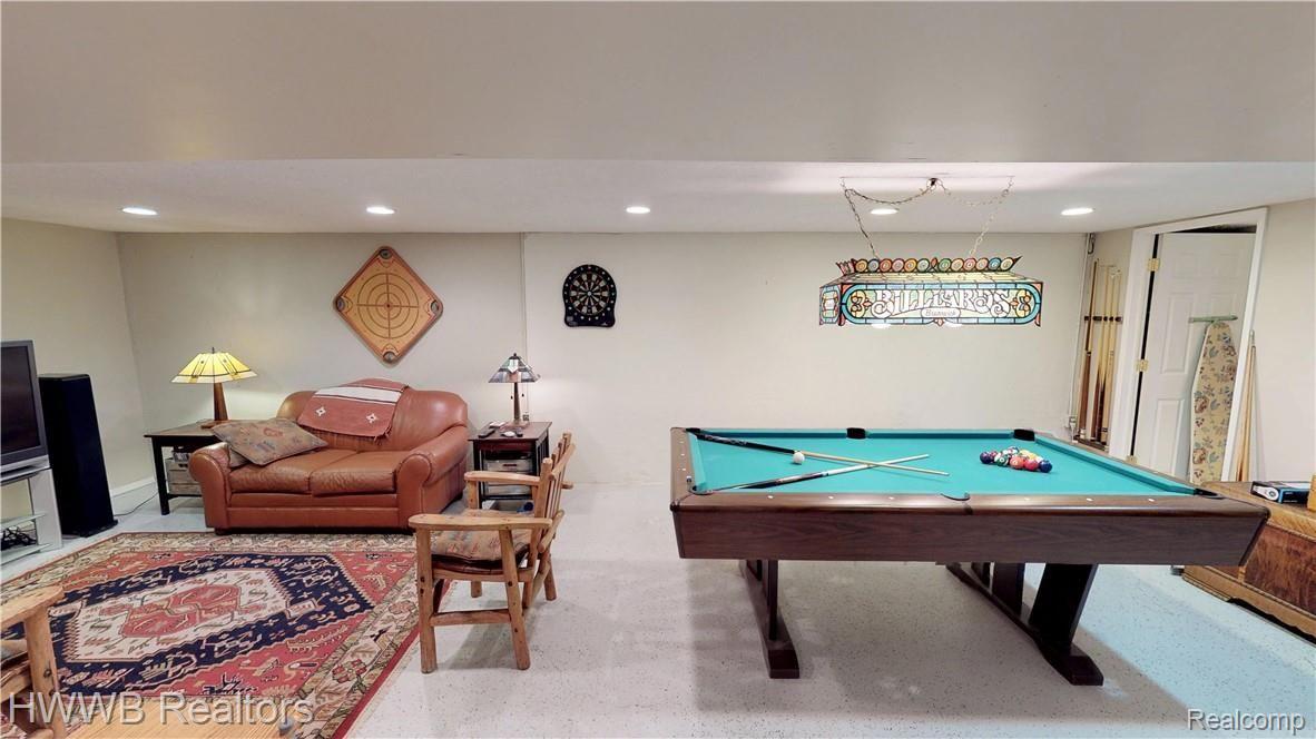 390 East Maryknoll Road Rochester, MI 48309 - Photo 21 of 38 Welcome-To-390-E-Maryknoll-Road-In-Rochester-Hills-22-Lower-Level.jpg
