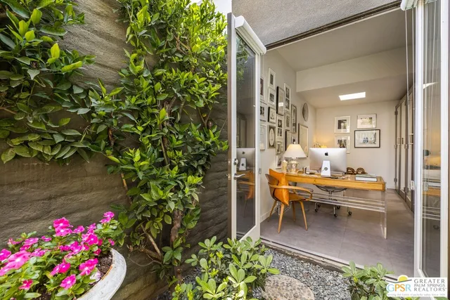 $1,360,000 | 47425 Medina Drive West, Palm Desert, CA 92260