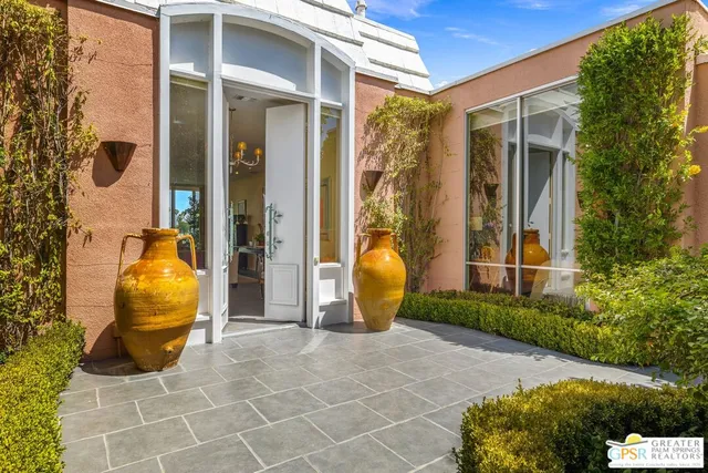 $1,360,000 | 47425 Medina Drive West, Palm Desert, CA 92260