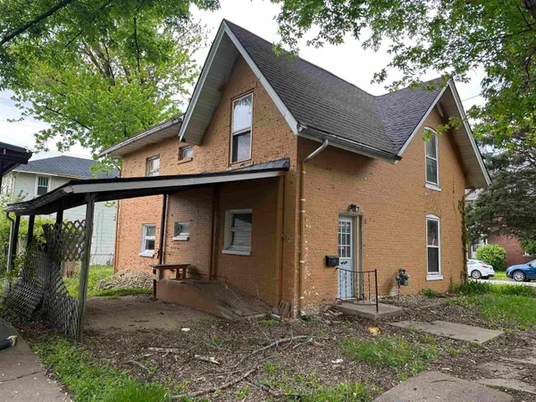 $29,000 | 131 3rd Street, Savanna, IL 61074