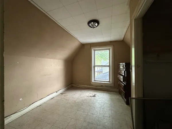 $29,000 | 131 3rd Street, Savanna, IL 61074