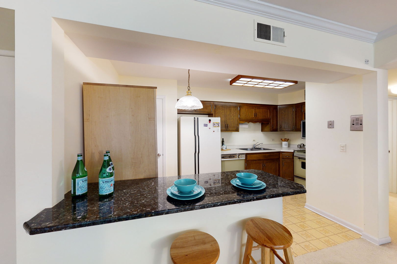 601 Ridge Road, Unit 201 Wilmette, IL 60091 - Photo 13 of 22